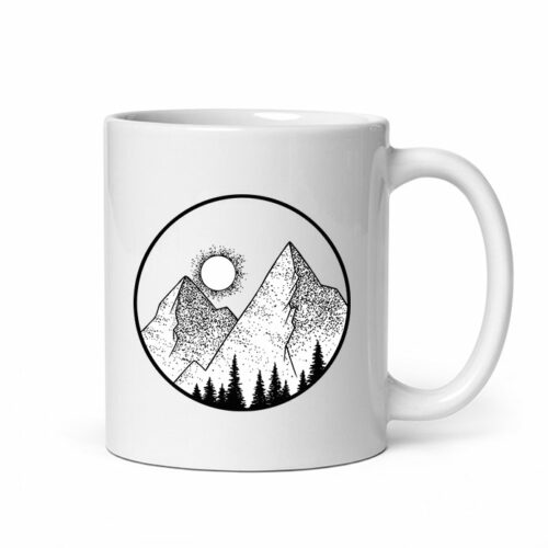 Un dessin de montagne sur ce mug passion